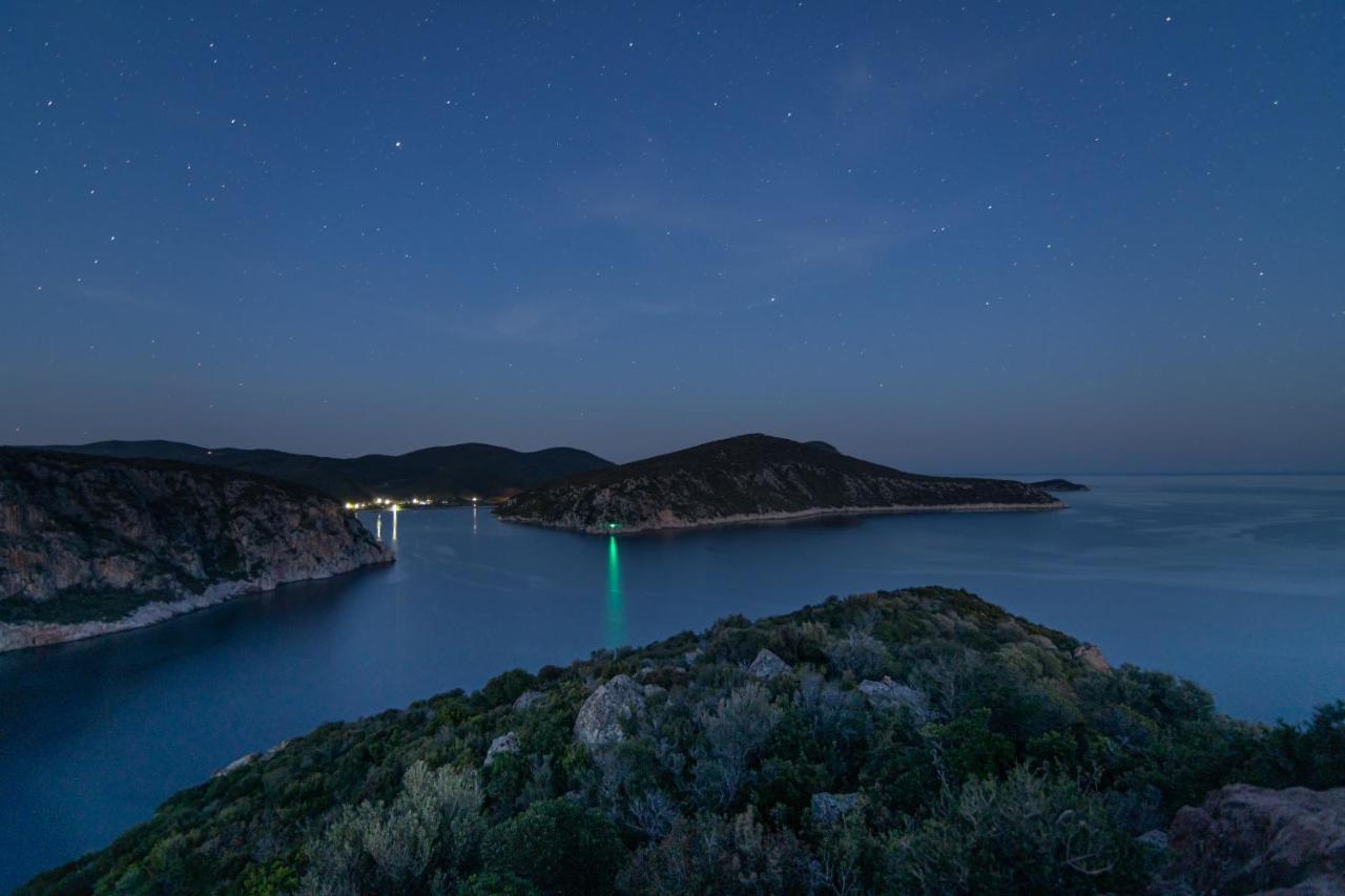 Niriides Hotel Porto Koufo Bagian luar foto