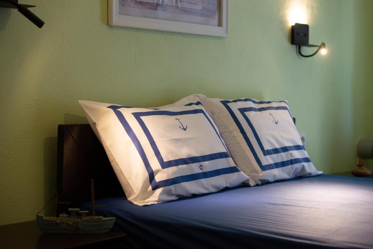 Niriides Hotel Porto Koufo Bagian luar foto