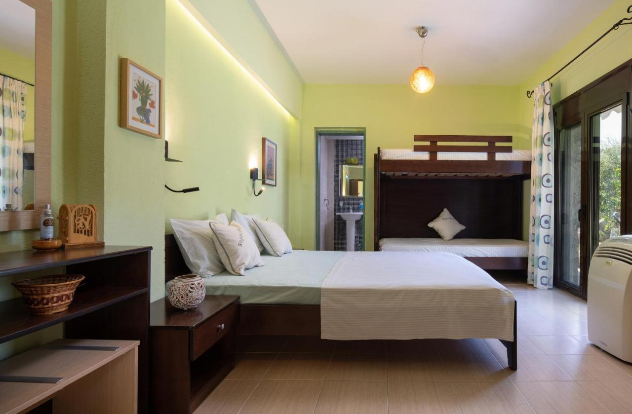 Niriides Hotel Porto Koufo Bagian luar foto